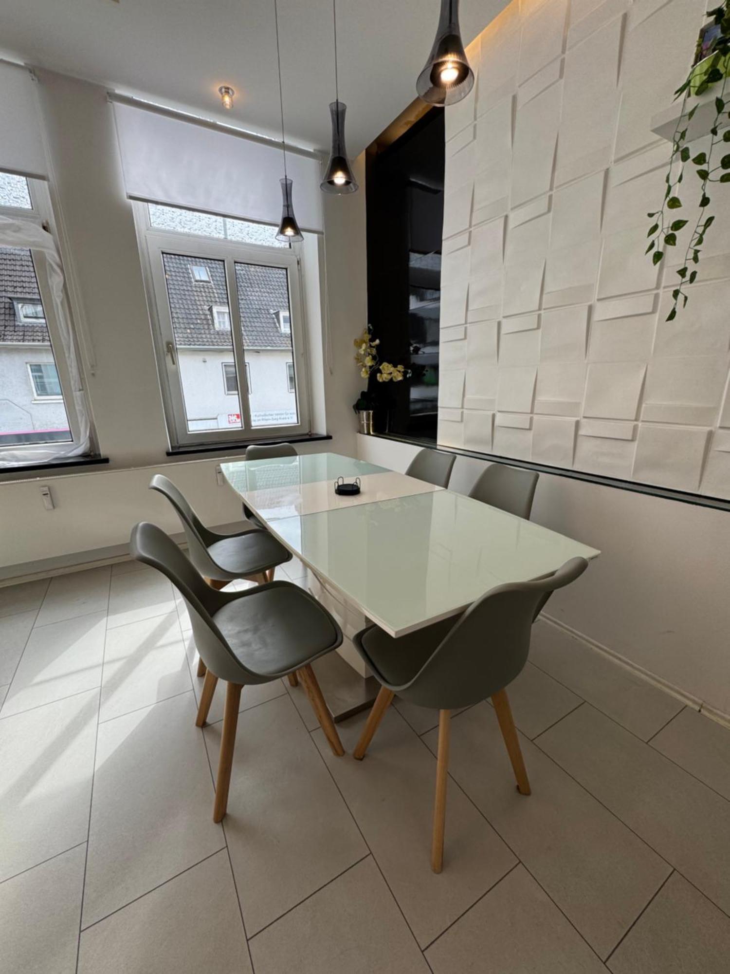 Moderne & Rustikale Monteurwohnung Im Zentrum アイトルフ エクステリア 写真